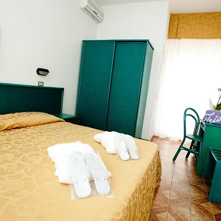 Iride & Hotell 3*